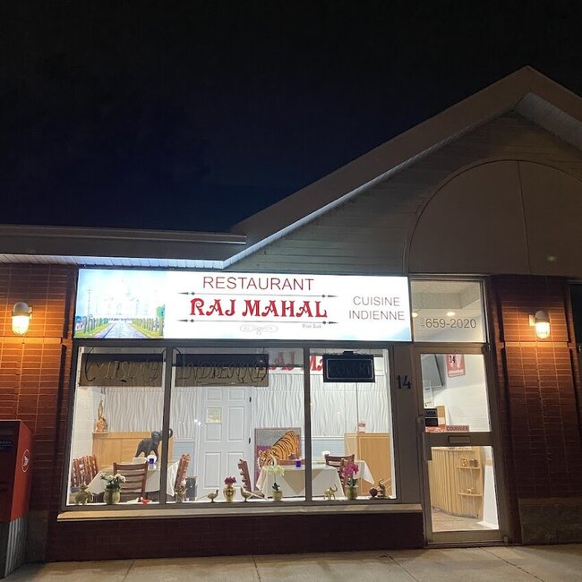 Raj Mahal - Restaurants pr&egrave;s de: J5R1V6