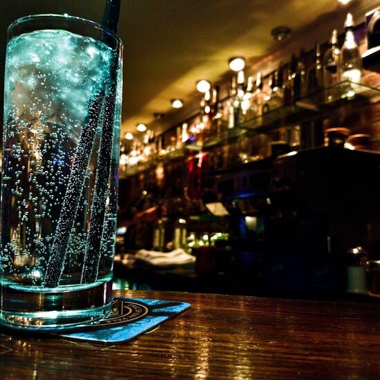 Cosmopolitain Bar - Restaurants de Montréal