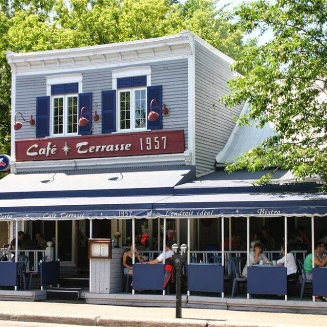 Caf&eacute; Terrasse 1957 - Restaurants pr&egrave;s de: H1V3V3