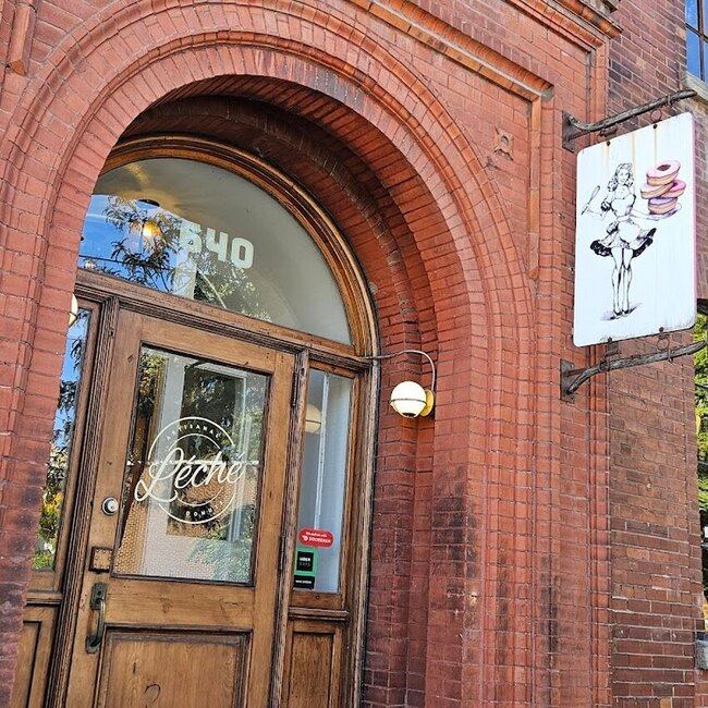 L&eacute;ch&eacute; Desserts - Saint-Henri Restaurants