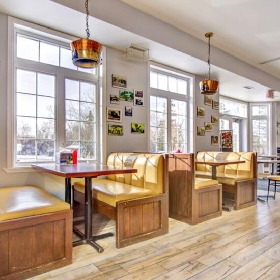 Du Pont Noir - Restaurants in Montreal open monday