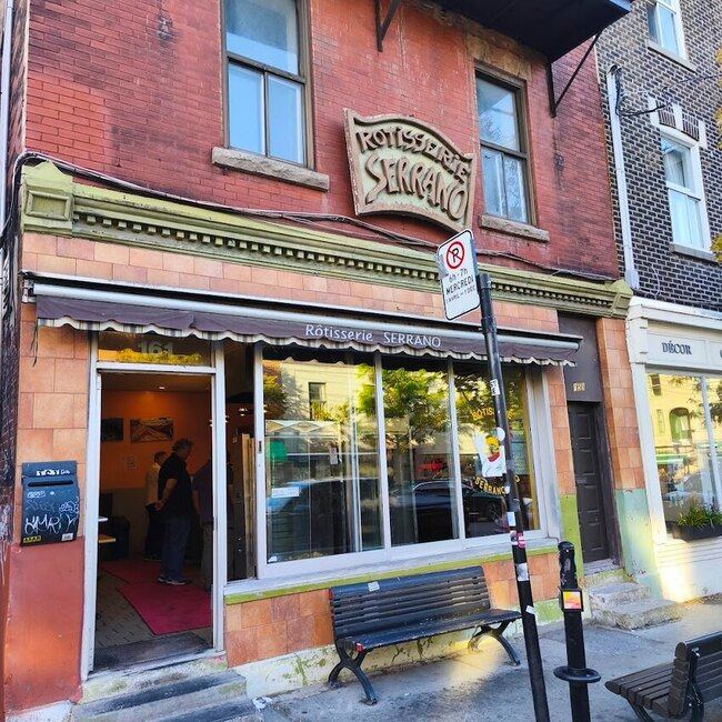 Serrano Bar-B-Q - Restaurants in Montreal
