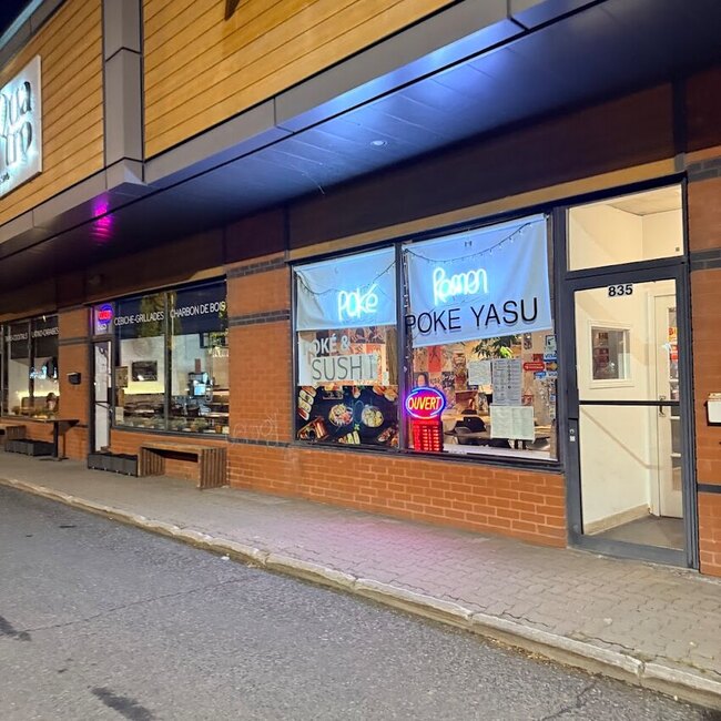 POKE YASU - Restaurants pr&egrave;s de: J5R5K4