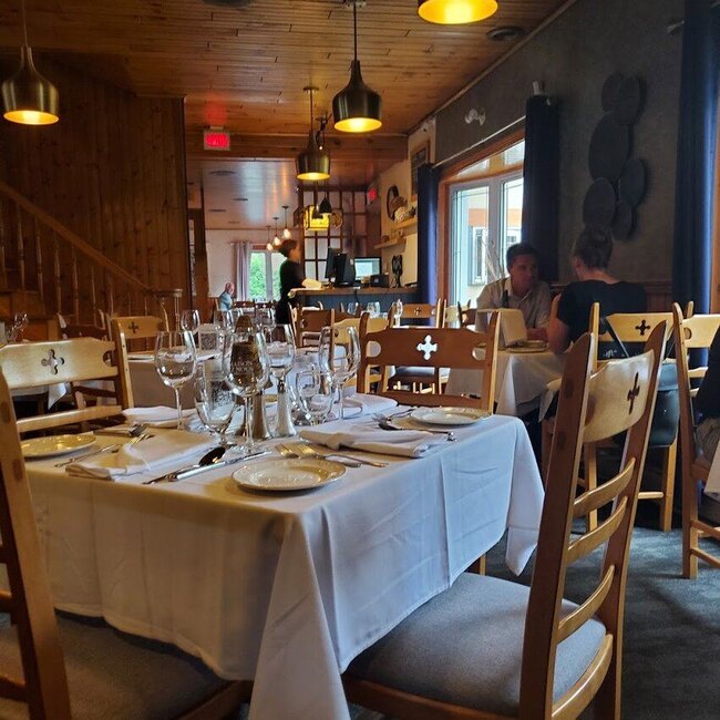 La Maison Chez Nous - Restaurants in Granby