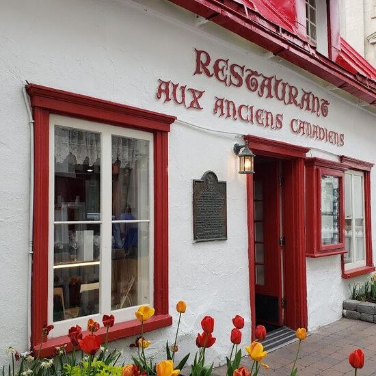 Aux Anciens Canadiens - Restaurants Bistro, Sandwichs, Desserts et Sucreries, Salades, Tartares de Québec