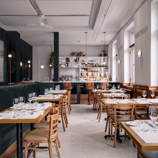 Le Clocher Pench&eacute; - Online Ordering, Prepared Meals Restaurants in Quebec
