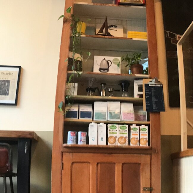 Caf&eacute; Humble Lion -  Restaurants Near: H3A0G5