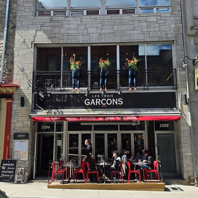 Les Trois Gar&ccedil;ons - Breakfast Restaurants Near: G1R3J6