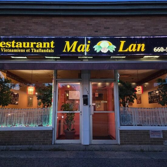 Mai Lan - Parking Available Restaurants in Quebec