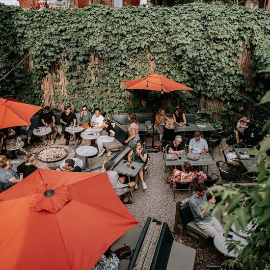 Benelux Brasserie Artisanale - Restaurants de Montréal