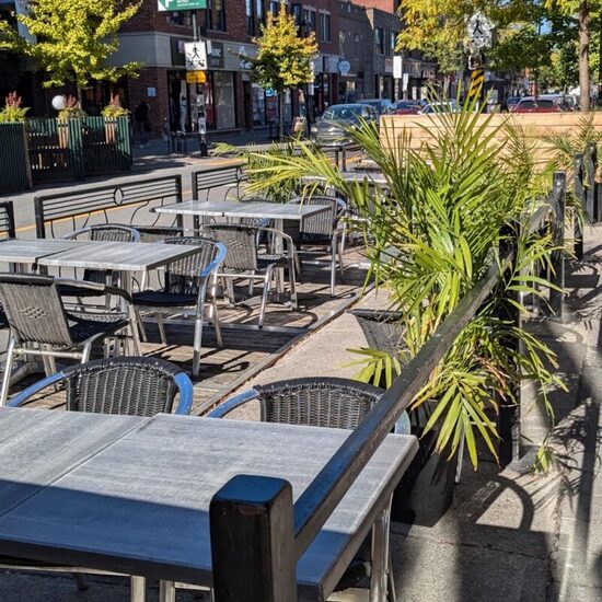 Benelux Brasserie Artisanale - Restaurants in Montreal