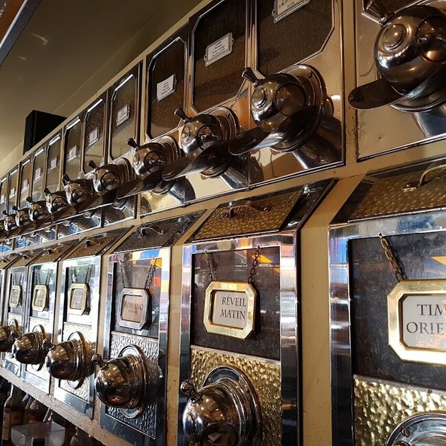 Toi Moi et Caf&eacute; - Brunch Restaurants Near: H2V1Y1