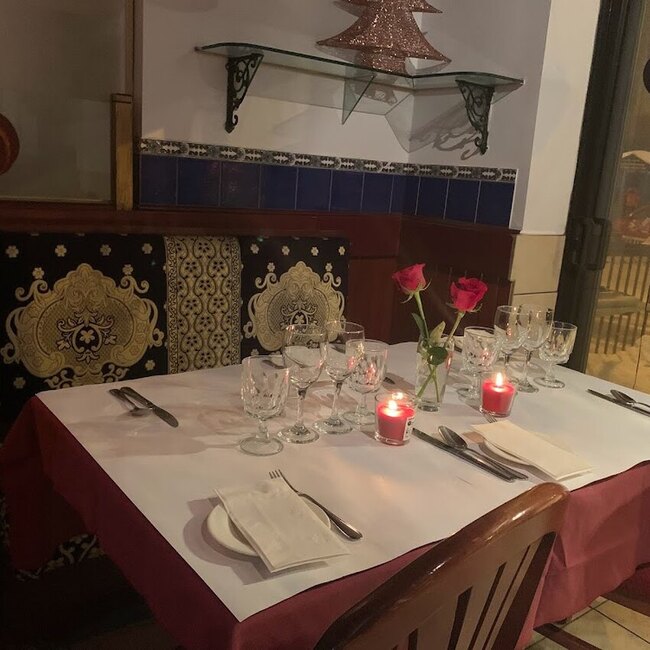 Taj Mahal Restaurant