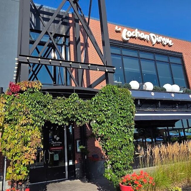 Le Cochon Dingue - Restaurants Le Cochon Dingue &agrave; Montr&eacute;al