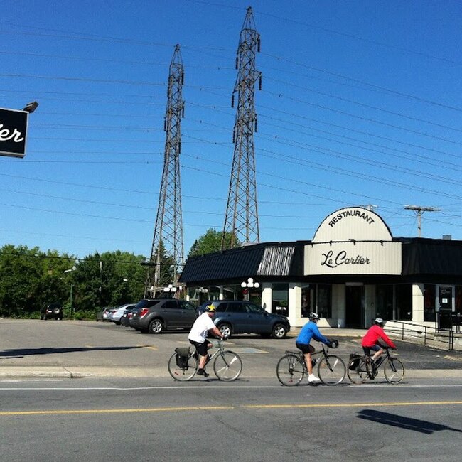 Le Cartier - Laval Mediterranean Restaurants