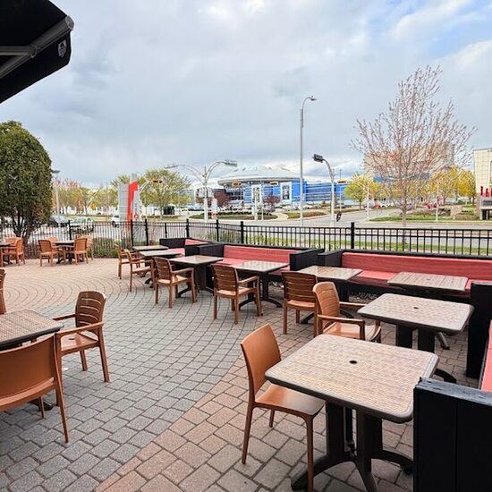 Presse Caf&eacute; - Restaurants in Montreal open monday