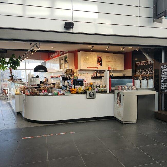 Presse Café - Restaurants près de: H3L2P7