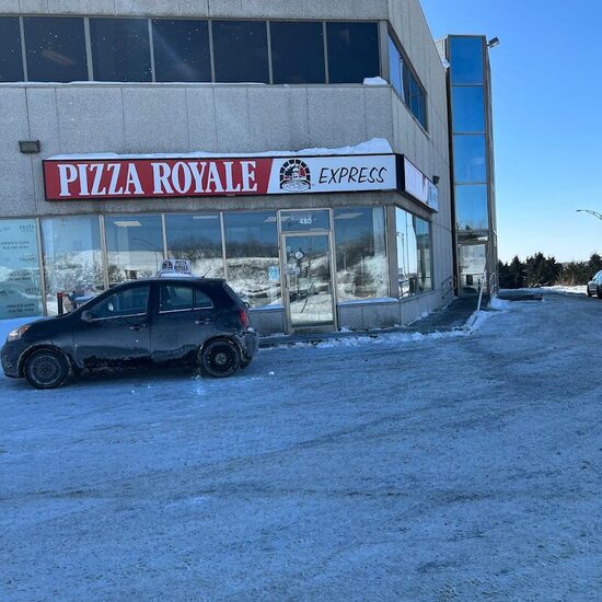 Pizza Royale - Sandwiches in Quebec