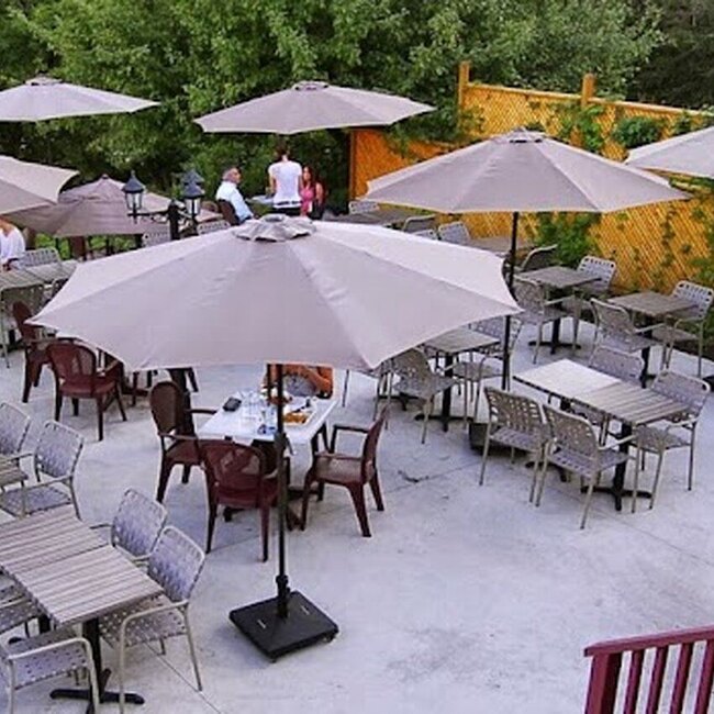 Noire et Blanche Microbrasserie Restaurant