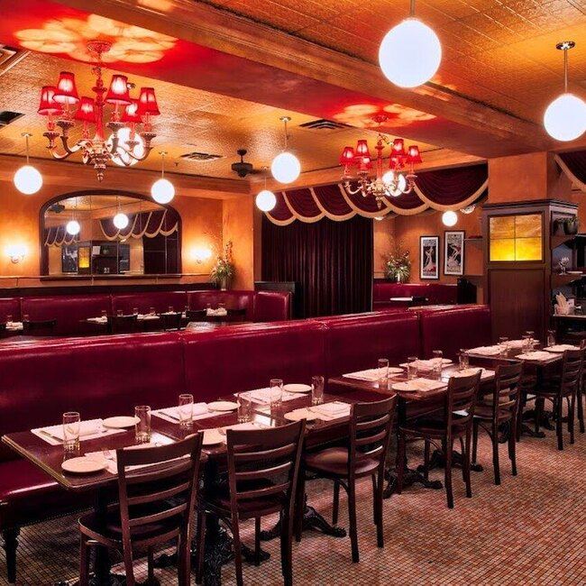 Metropolitain Brasserie Restaurant - Breakfast Restaurants Near: K2P1M5
