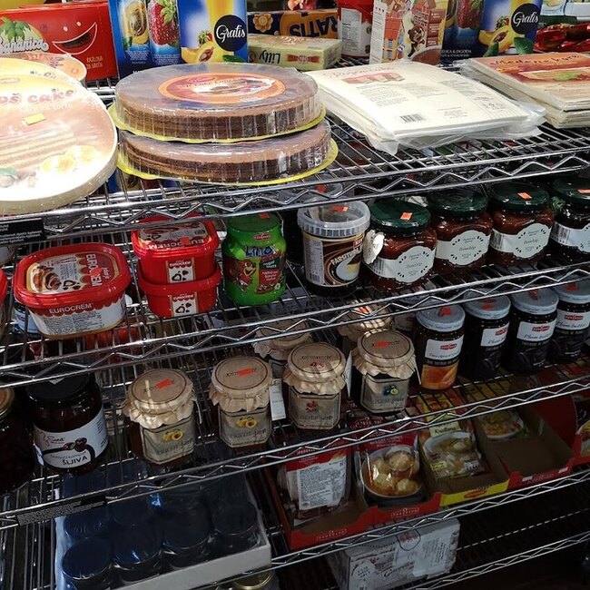 Caf&eacute; Mimi - Montreal Ice Cream, Desserts & Sweets, Juice Bar & Smoothies Open Supper Restaurants