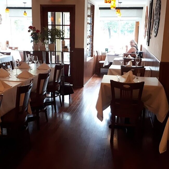 Moghel Tandoori - Restaurants pr&egrave;s de: J4R2L3