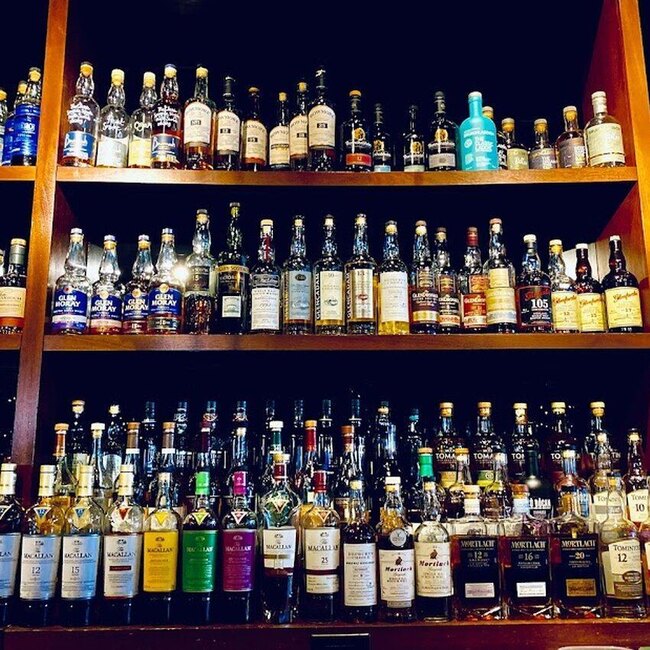 Deacon Brodie's Pub - Restaurants Near: K2P1M5
