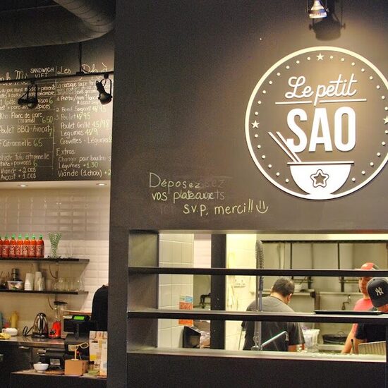 Le Petit Sao - Restaurants Caf&eacute;s, Sandwichs de Montr&eacute;al