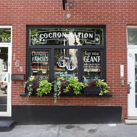 William J. Walter Saucissier - Restaurants in Lower Town (Quartier St-Roch)