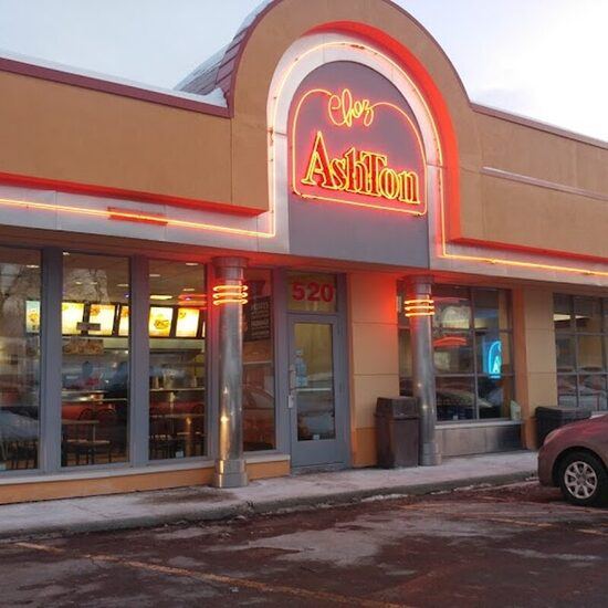 Ashton Charlesbourg, Québec : Menu, Avis & Réservation (2026)