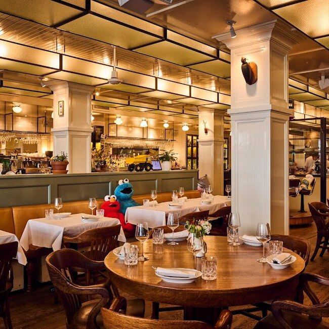 Montreal Plaza -  Restaurants Near: H2S2M5