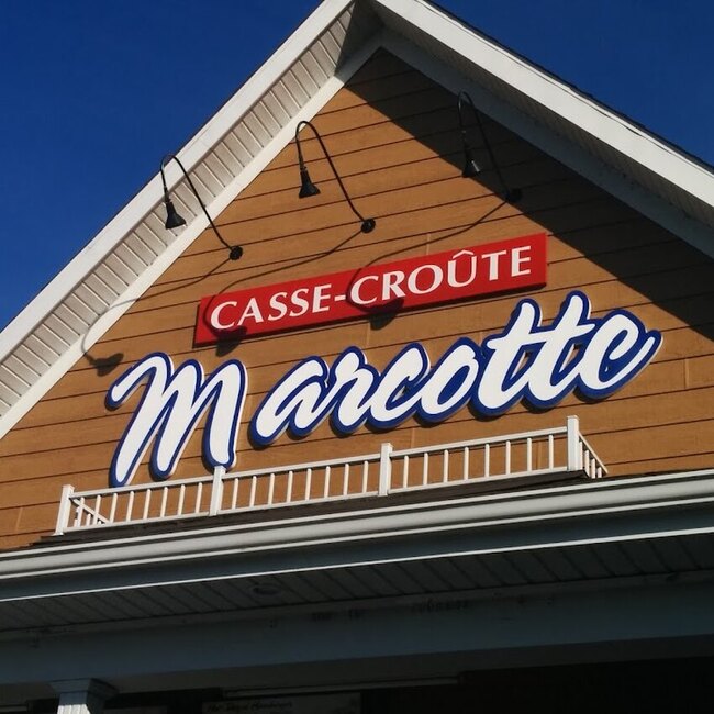 Casse-croûte Marcotte - Poutine, Fried Chicken Restaurants in Quebec