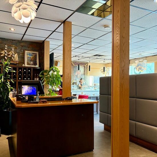 Fancy Sushi Bar - Sushi Restaurants in Lévis