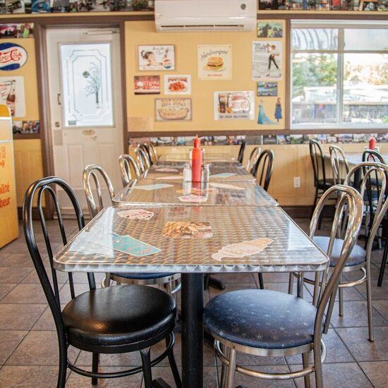 Le Flashbourg - Burgers, Sandwiches Restaurants in Quebec