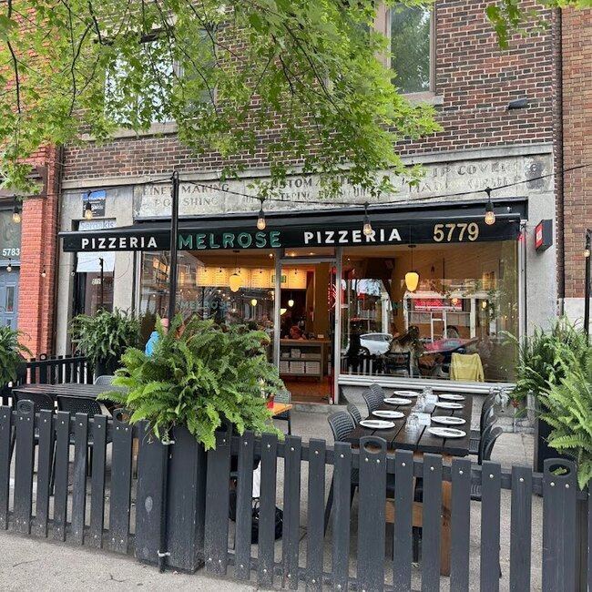 Pizzeria Melrose - Restaurants pr&egrave;s de: H4A1X5