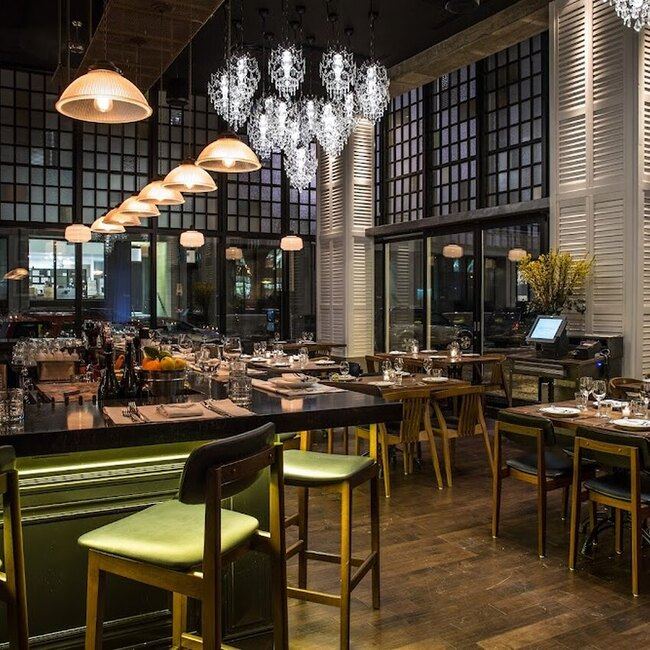 Le Jellyfish Crudo+Charbon Restaurant Montréal: Menu, Avis & Réserver (2026)