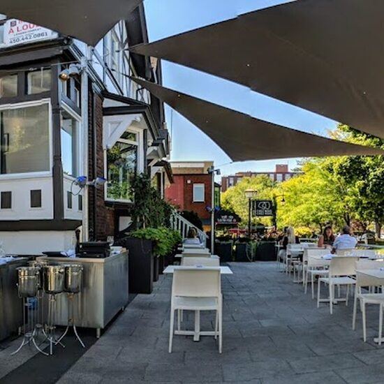CRU - Bar &agrave; Huitres - Restaurants in Montreal