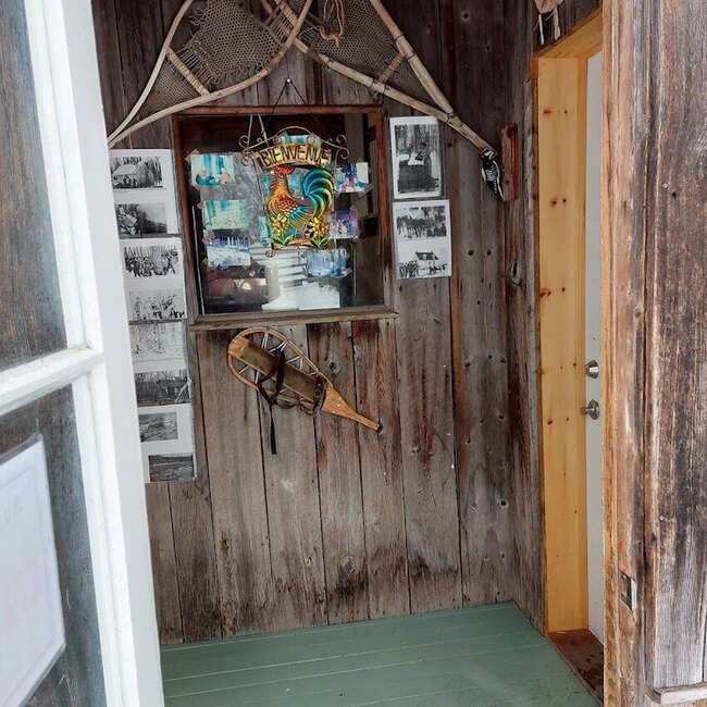 Erabli&egrave;re Au Bec Sucr&eacute; - Restaurants Cr&ecirc;pes, Marocains, Cabanes &agrave; sucre Ouverts pour souper Montr&eacute;al