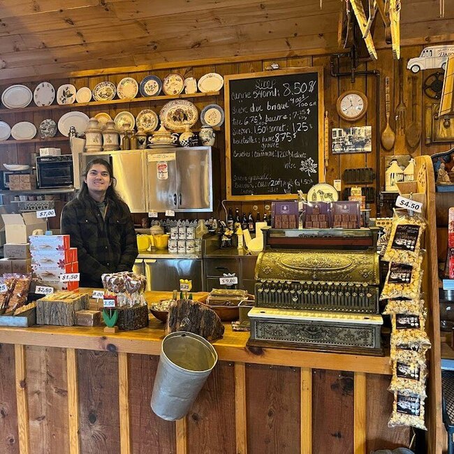 &Eacute;rabli&egrave;re &agrave; la Feuille d'&Eacute;rable - Restaurants &agrave; Mont-Saint-Gr&eacute;goire