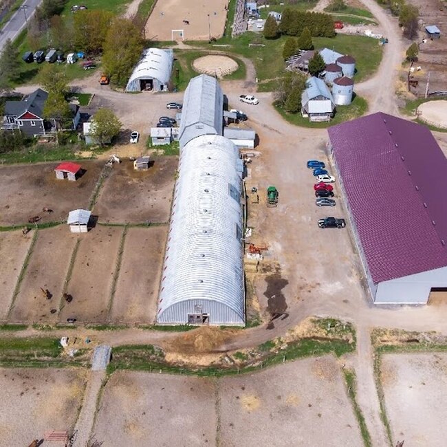 Bar Saloon Domaine Magaline - Laurentians (North Shore) Sugar Shacks
