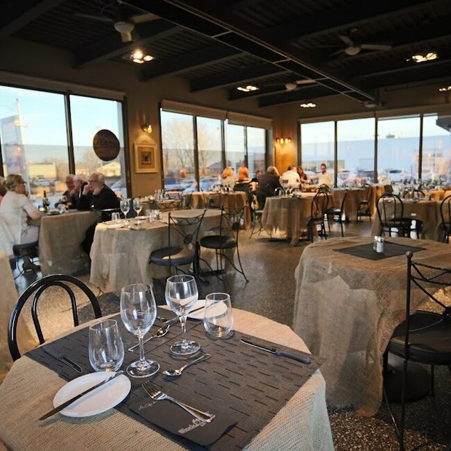 Café des Cours - Black Rock Grill - Cafés in Repentigny