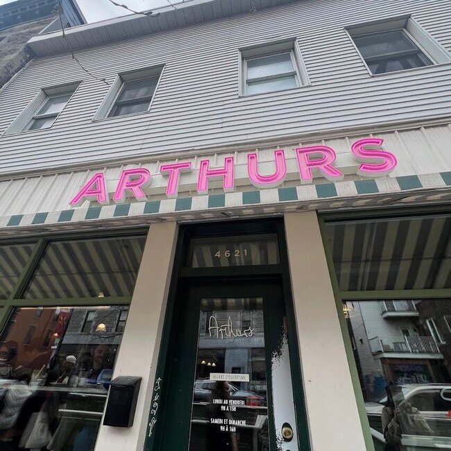 Arthurs Nosh Bar - Restaurants Brunch pr&egrave;s de: H4E3H9