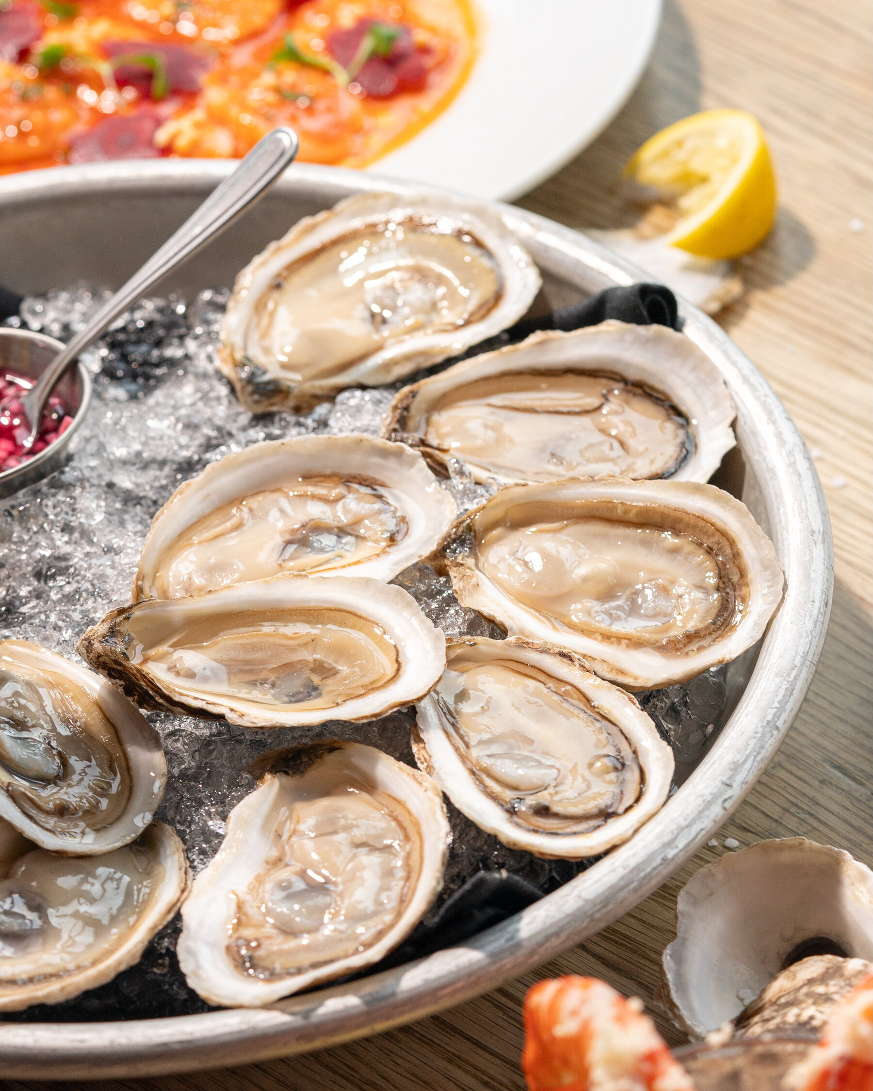 14 restaurants où manger des huîtres à Montréal