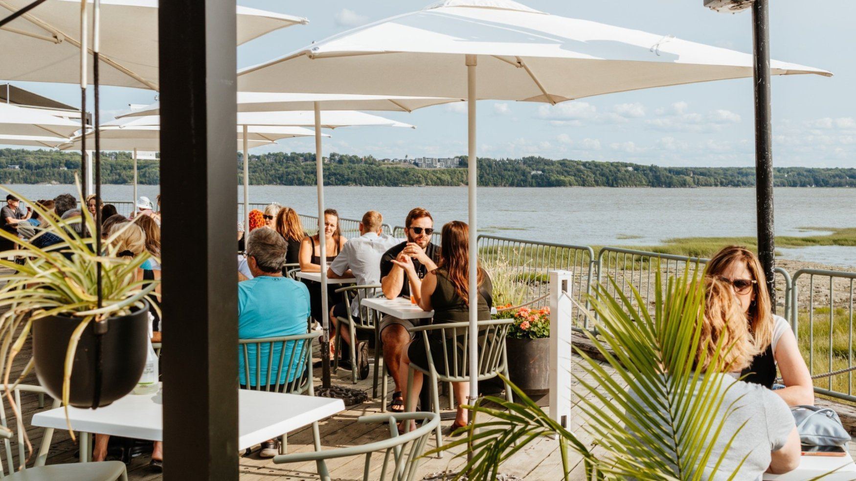 Discover the Best Terraces in Quebec City Discover the Best Terraces in Quebec City