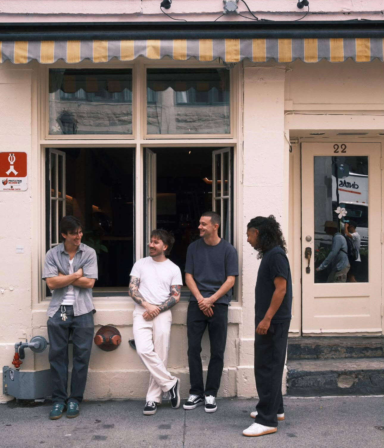 René Social : un nouveau bar de quartier dans le Vieux-Montréal