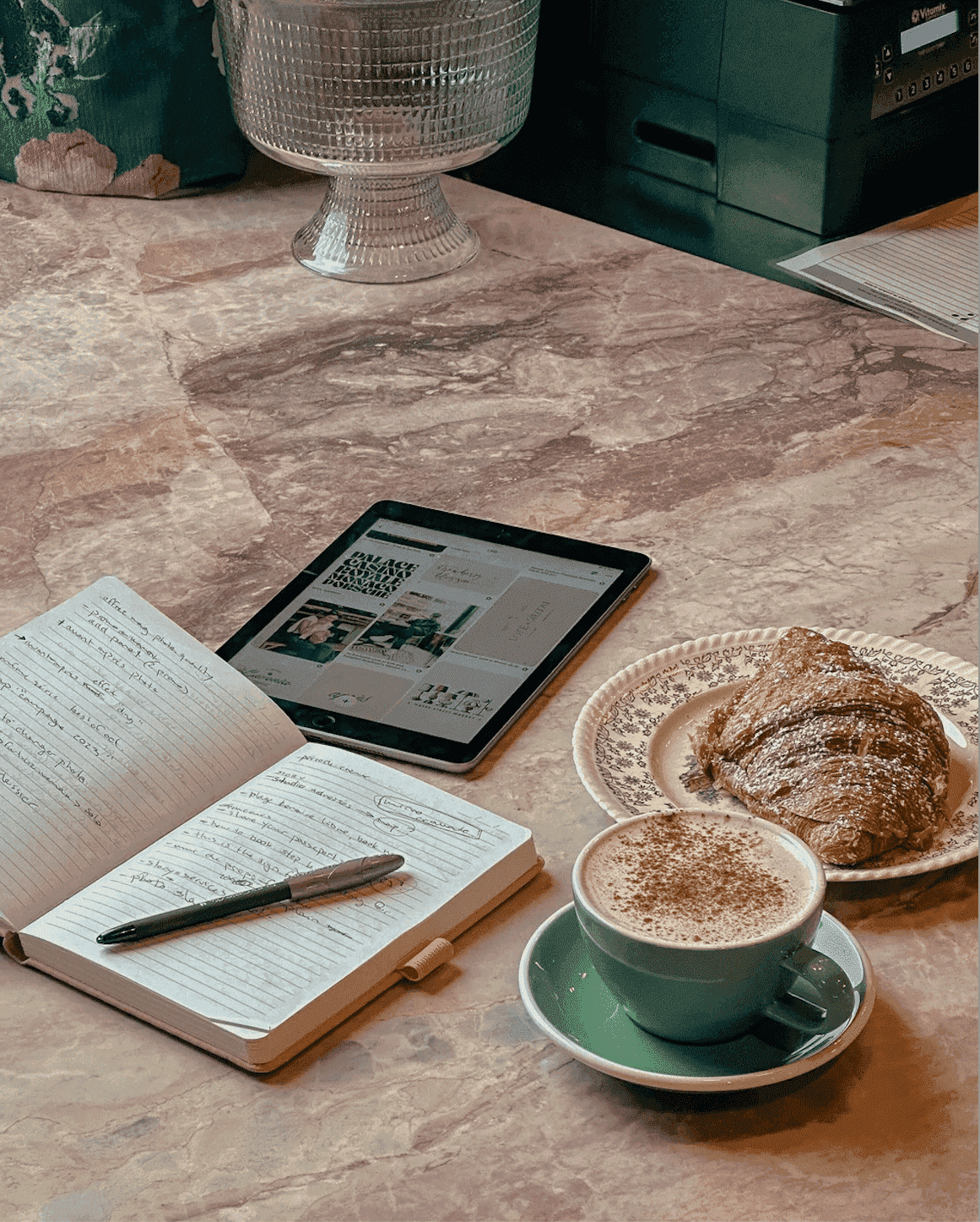 18 Cafes in Montreal Perfect for Studying and Remote Work 18 Cafes in Montreal Perfect for Studying and Remote Work