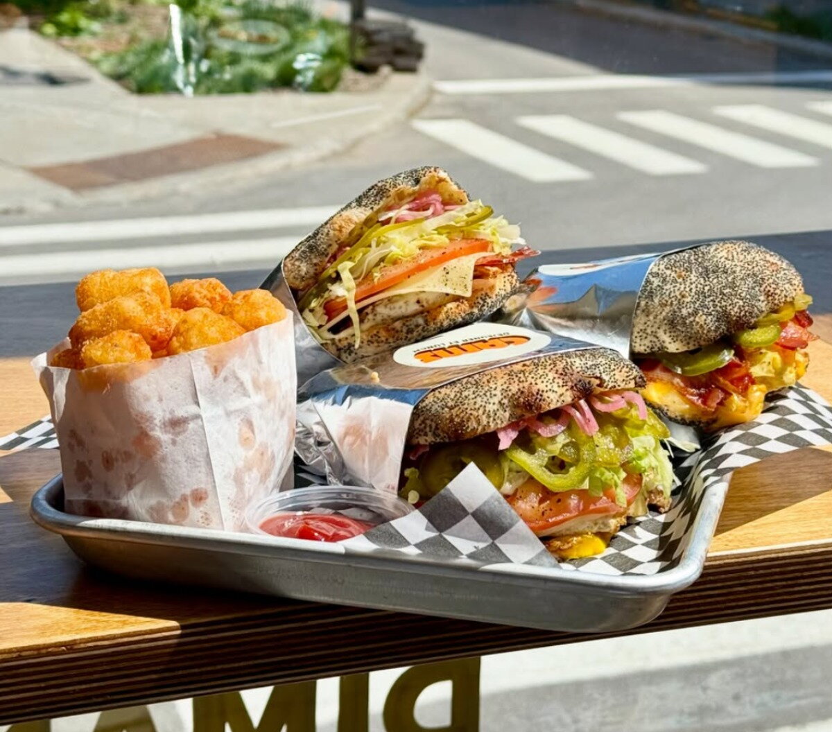 Cams Déjeuner : la nouvelle adresse du Plateau pour de généreux sandwichs déjeuner et lunch