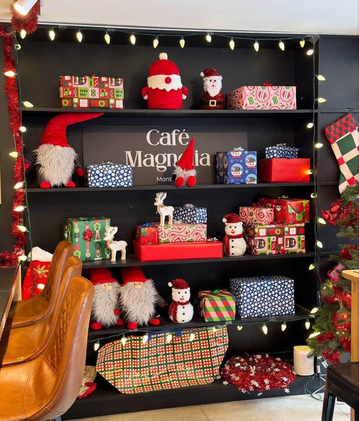 The Enchanted Table at Café Magnolia The Enchanted Table at Café Magnolia