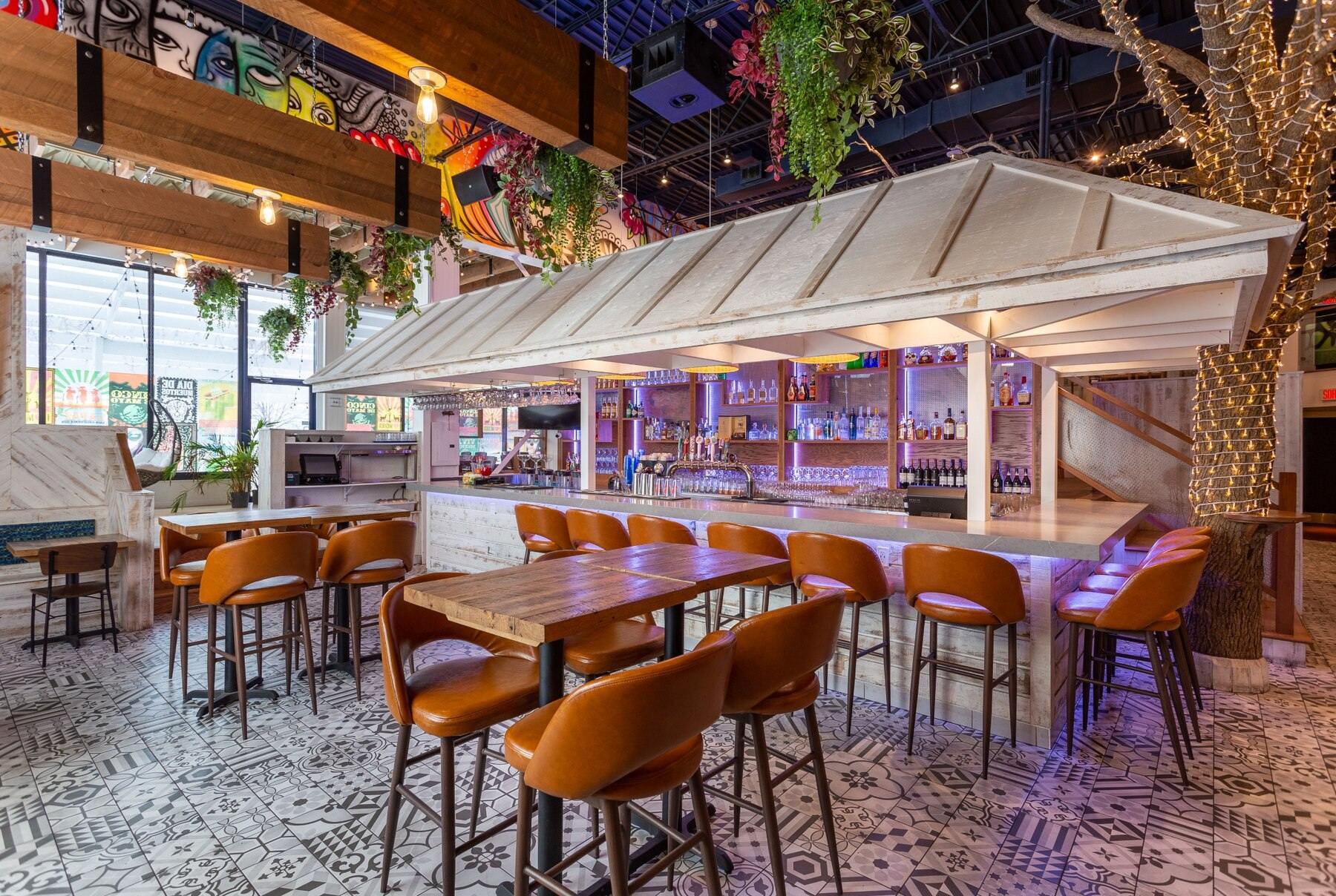 Celebrate the Holidays at 3 Amigos: Perfect for Group Parties and Corporate Gatherings