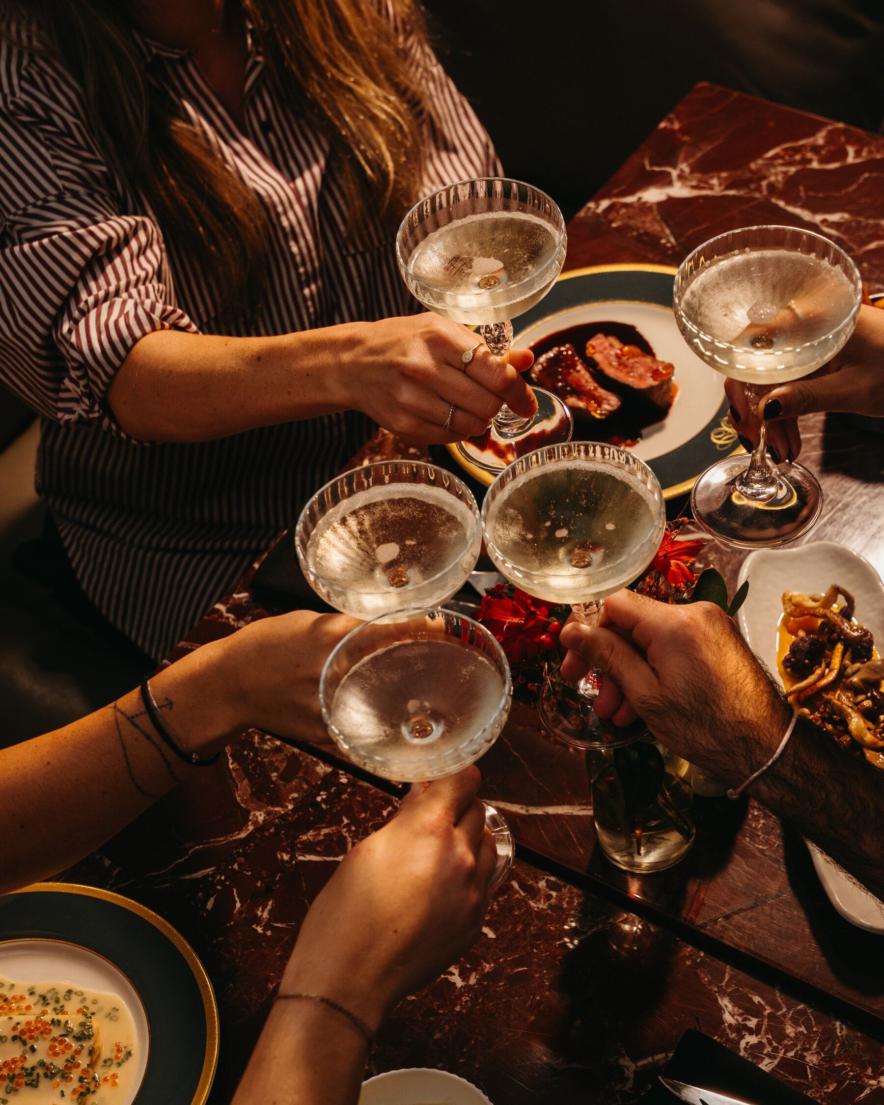 Lloyd Restaurant Rings in the Holidays with a Festive Program